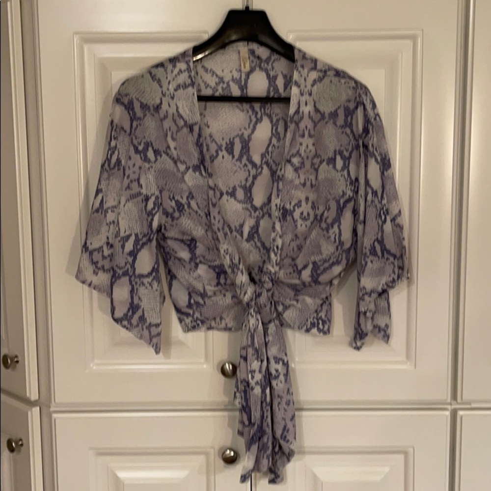 Elan Cover Up